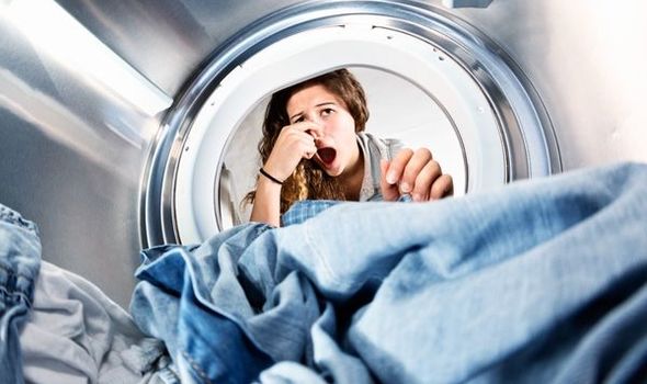 “Eliminating Unpleasant Odors from Your Washing Machine: Effective Tips”