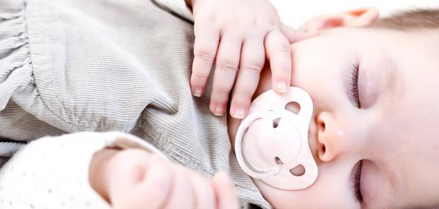 “Benefits and Drawbacks of Pacifier Use for Children: Tips and Guidance for Parents”